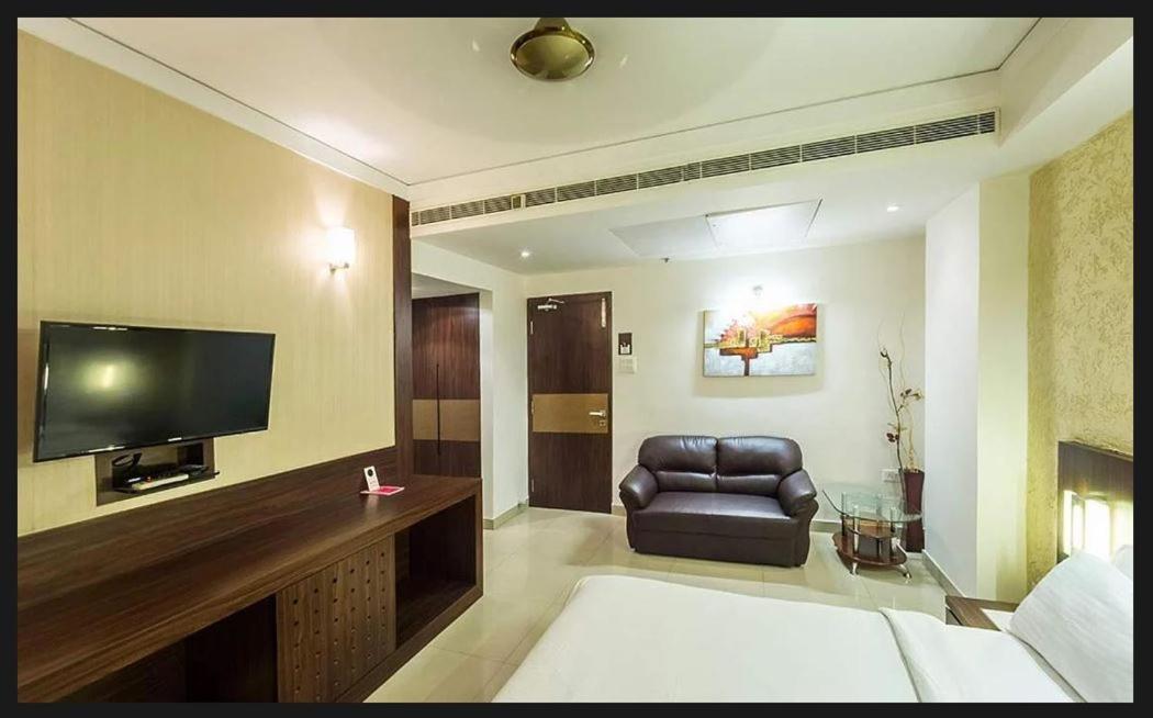 The Regal Park Hotel Visakhapatnam Exterior foto